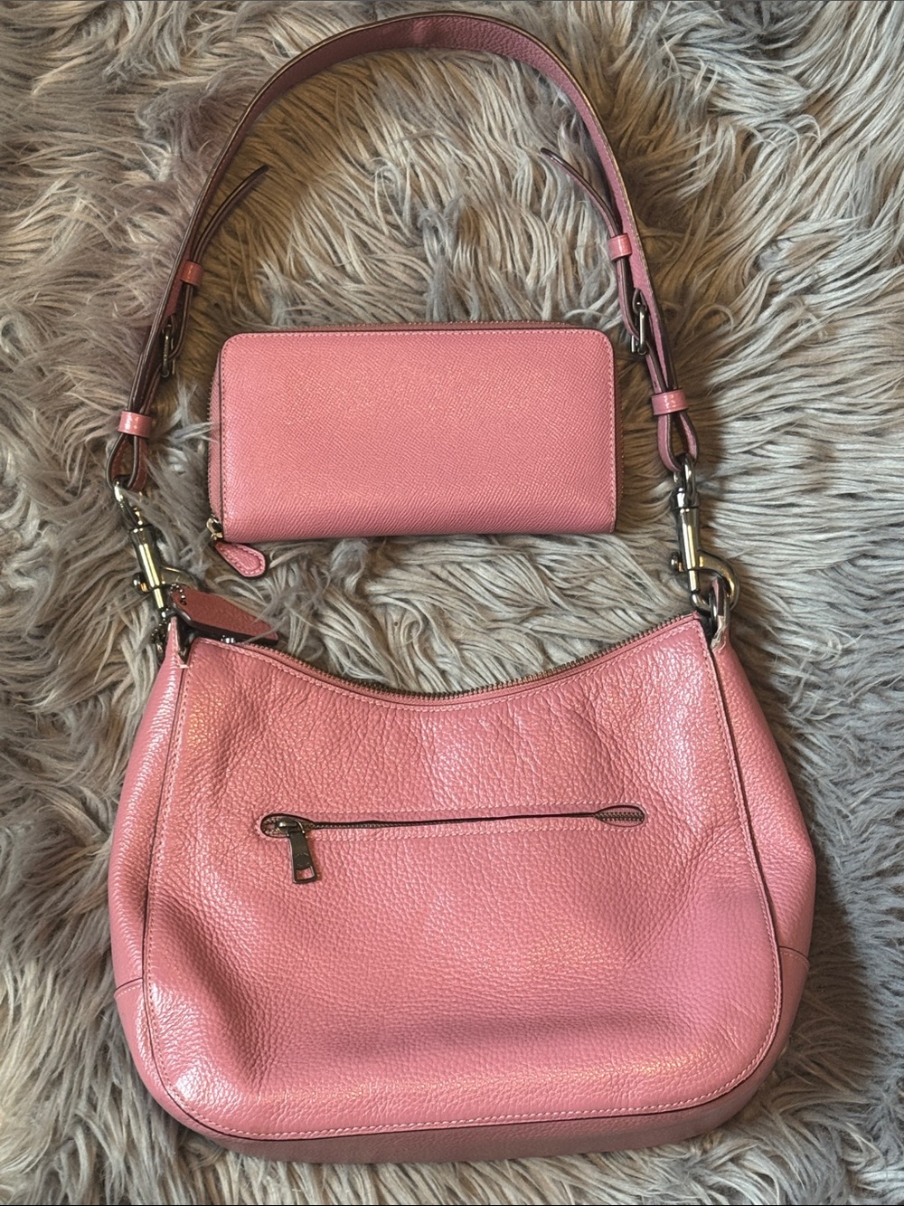 Coach Pebbled Leather Pink Handbag & Matching Wallet Set | Gold Hardware | EUC - Picture 2 of 9
